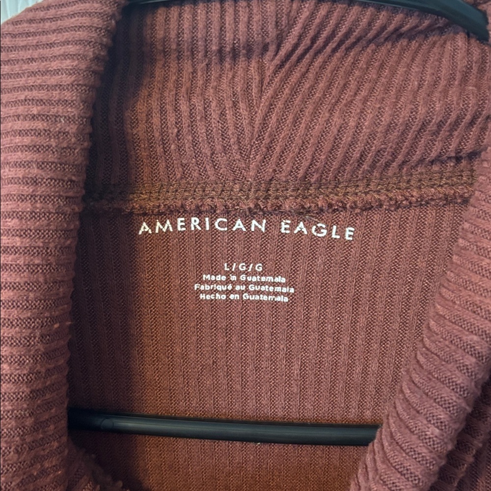 Textured Turtleneck - Picture 5 of 6